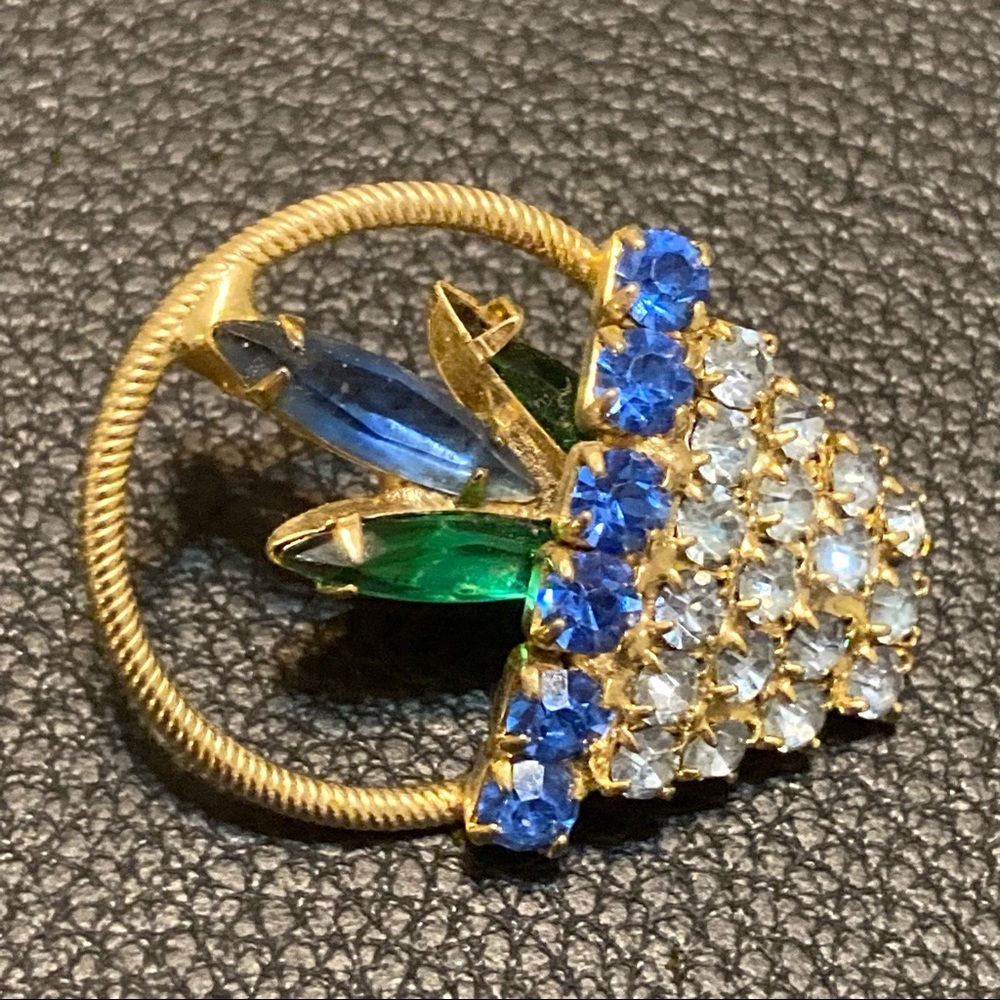 SAPPHIRE AND RHINESTONE UNIQUE VINTAGE FLOWER BASKET GOLD TONE PIN BROOCH - Picture 6 of 6